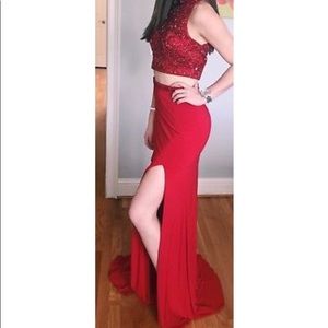 Red Sherri Hill Prom Dress